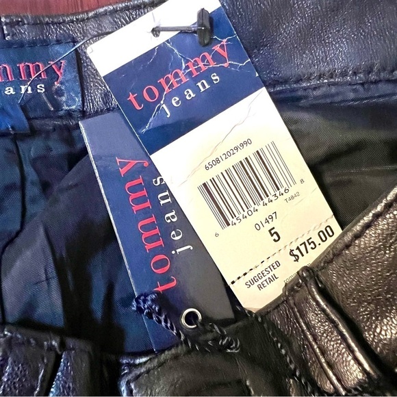 NWT Tommy Hilfiger 100% Leather Mid rise boot cut Black Pants size 5 Y2K - Picture 9 of 10